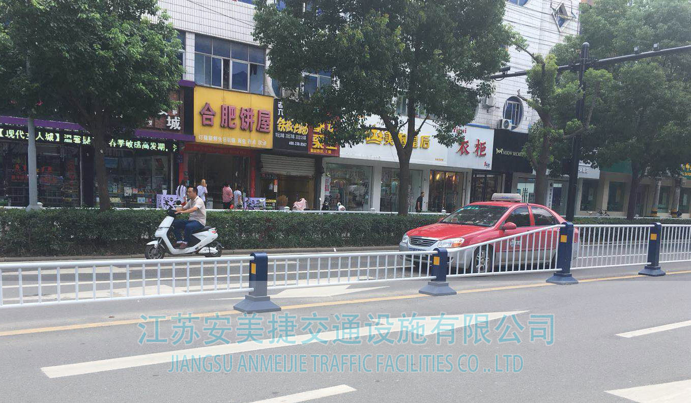 我公司2019年度在潁上縣住建局順河南路、中山路、尤崗路、西大道等路段隔離護(hù)欄安裝采購項目中標(biāo)！