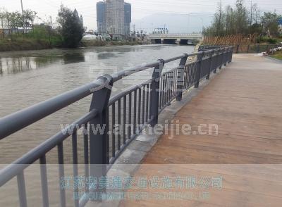河道橋梁防撞護(hù)欄
