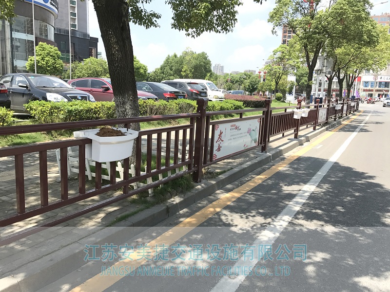 邊緣隔離護(hù)欄8-2.JPG